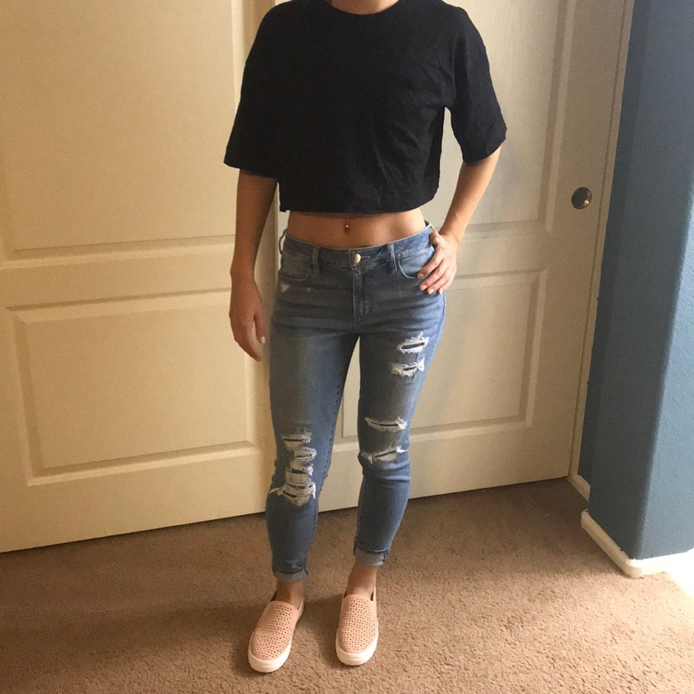 American Eagle ripped skinny jeans